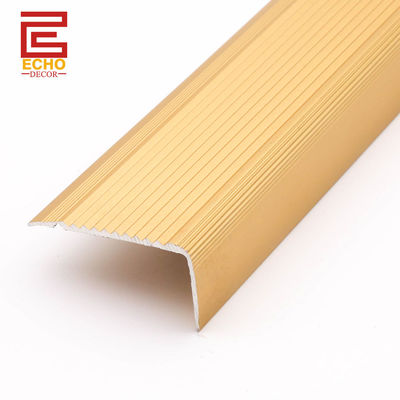 ป้องกันลื่นบันไดจมูก Trim Molding รูปทรง L
